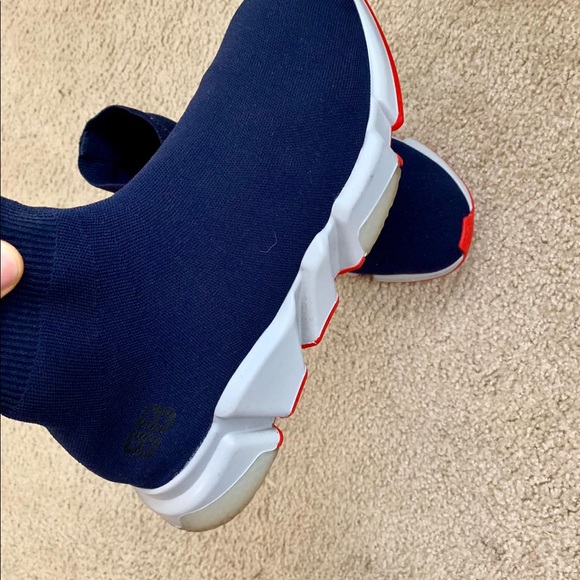 Balenciaga - Picture 2 of 2